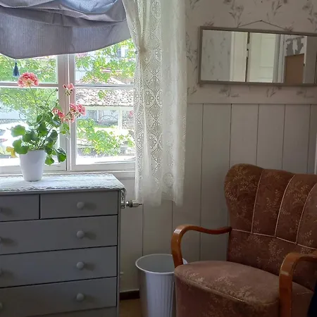 Charming Grandmas House In Bobacka * Hämeenlinna