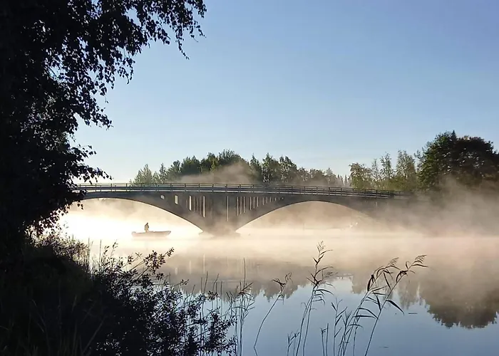 Charming Grandmas House In Bobacka 度假居