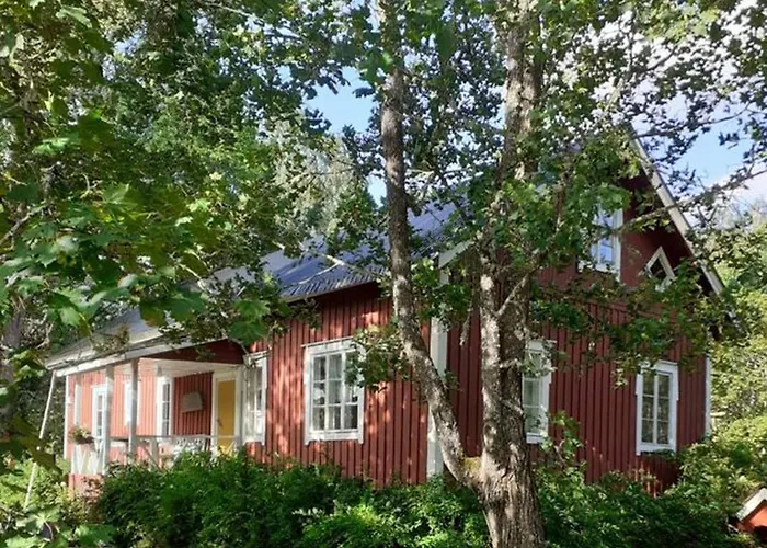 Charming Grandmas House In Bobacka 海门林纳